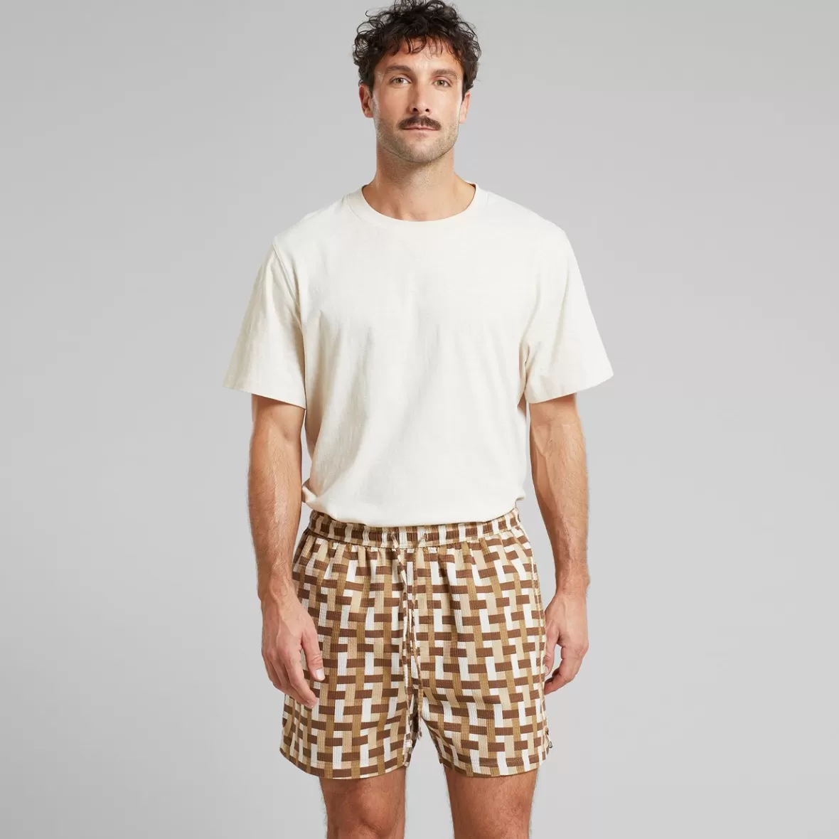 Shorts | DEDICATED Shorts Essingen Square Weave Oat White