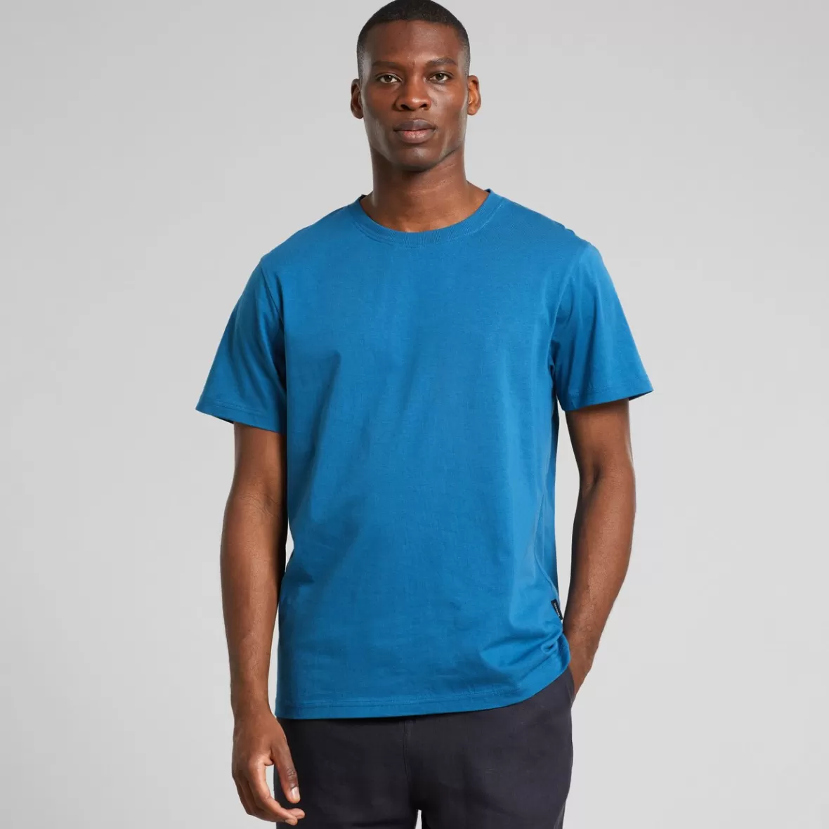 Base T-Shirts | Basics | DEDICATED T-shirt Stockholm Base Midnight Blue