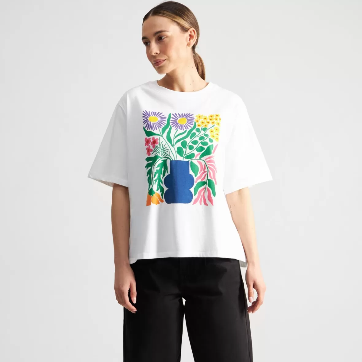 T-Shirts | DEDICATED T-shirt Vadstena Cottage Flowers White