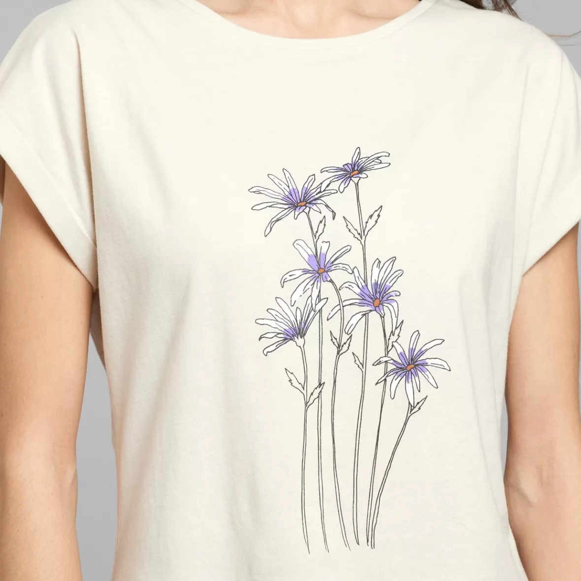 T-Shirts | DEDICATED T-shirt Visby Daisies Oat White